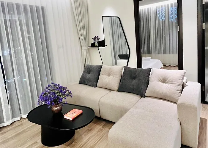 Apartment Homestay Ha Long *